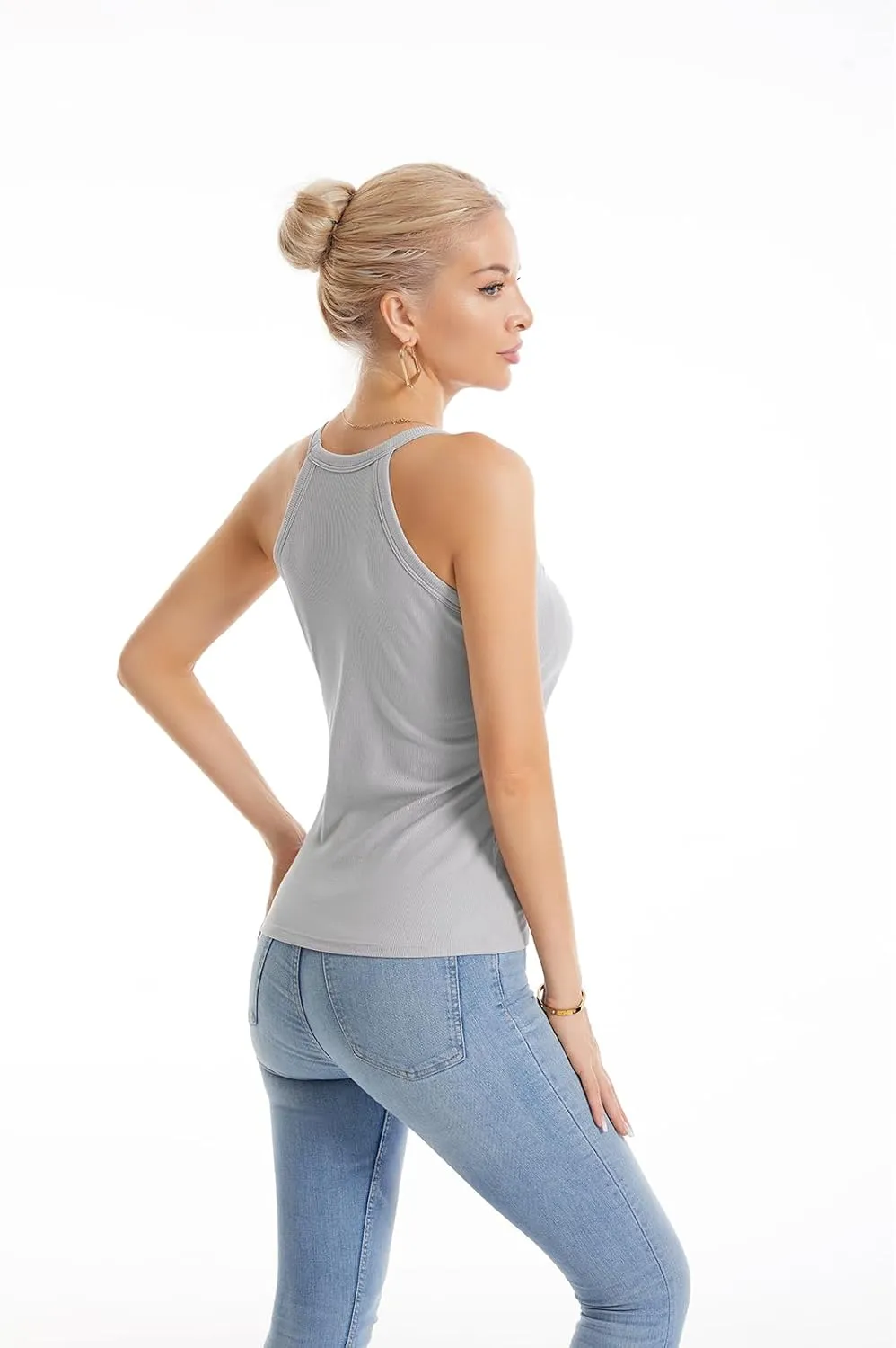 Air Curvey Tank Tops for Women Ribbed Halter Tops with Build in Bra Casual Summer Sleeveless Tank 2025