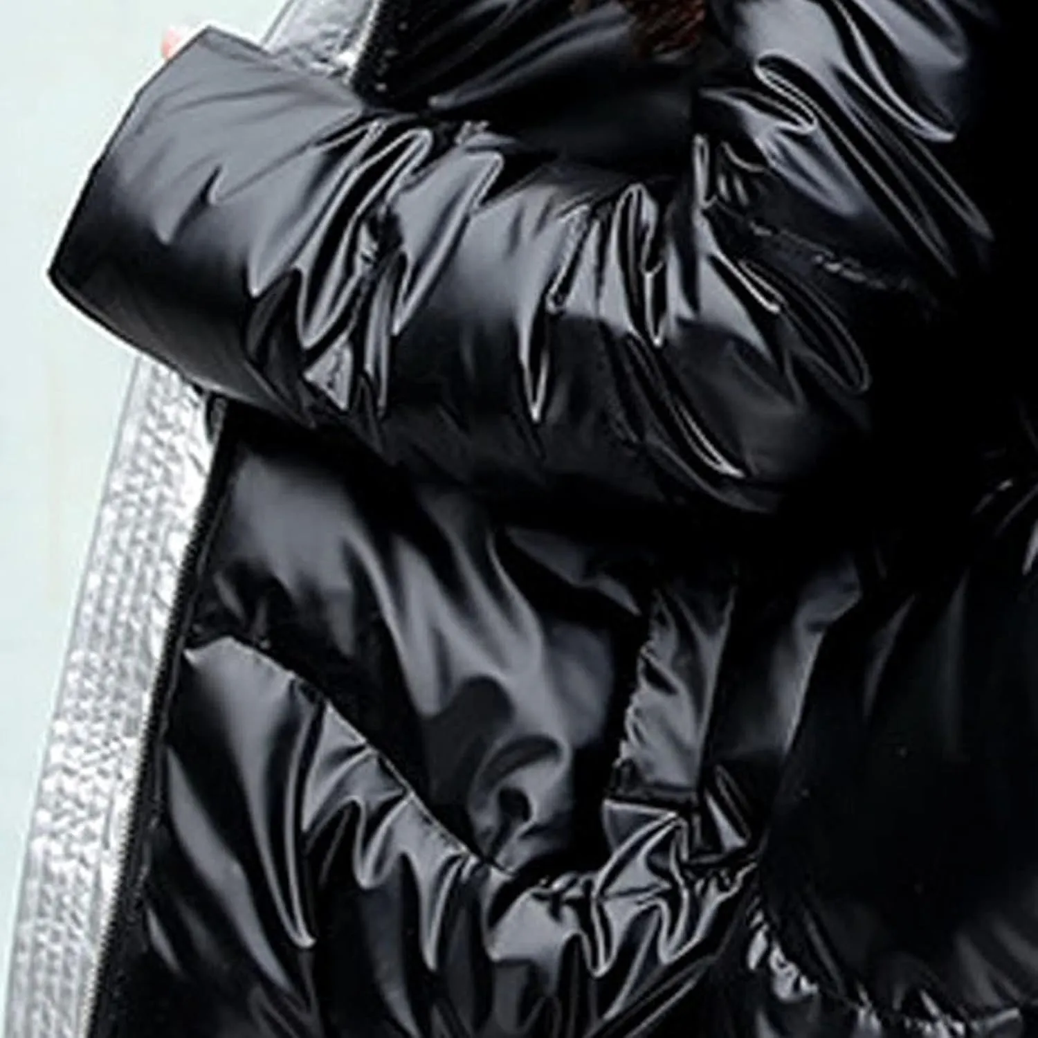 DASAYO Women Zip Up Metallic Shiny Puffer Jacket Stand Neck Outerwear Puffer Bubble Down Coat Casual Padded Outwear