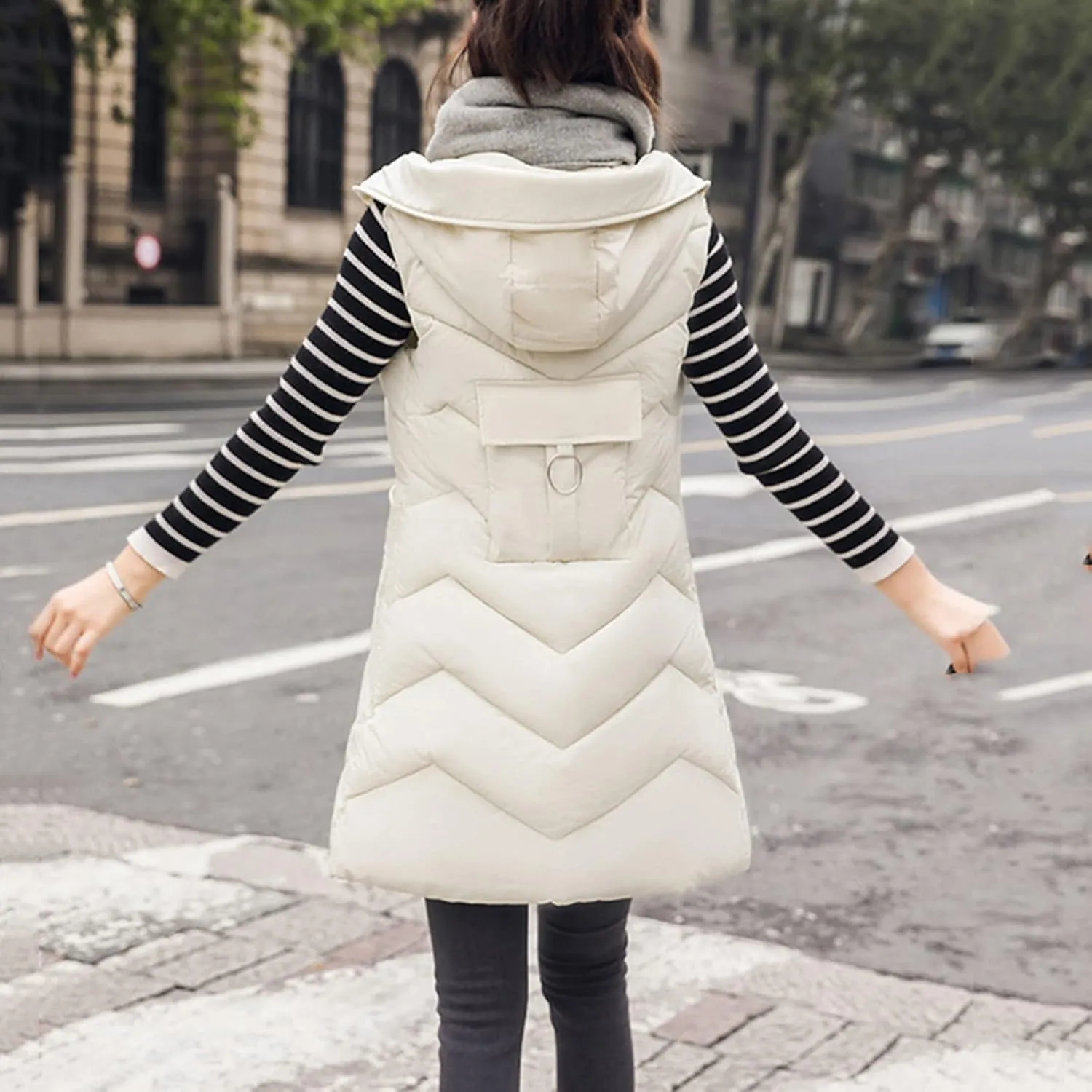 iQKA Women Puffer Down Vest Winter Warm Coat Sleeveless Zipper Quilted Jacket Mid Long Hooded Outwear with Pocket